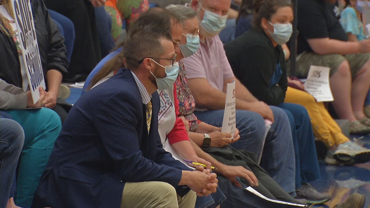 Bloomfield Mayor Chris Dudgeon attends community meeting